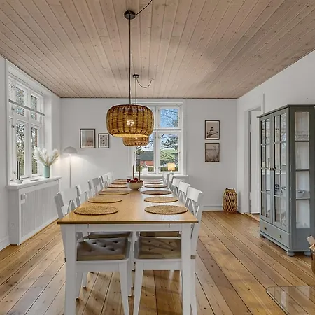 Hanni - 600m From The Sea By Interhome