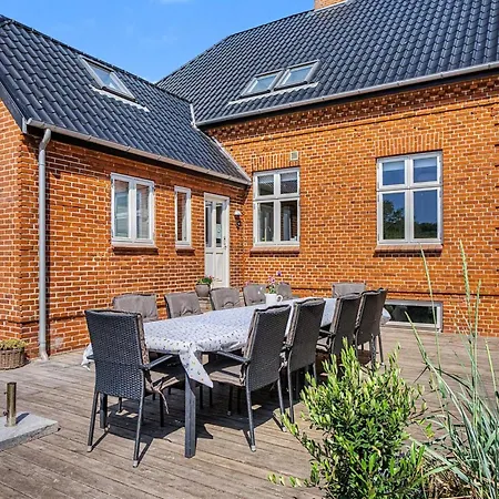 Nyaraló Hanni - 600m From The Sea By Interhome *