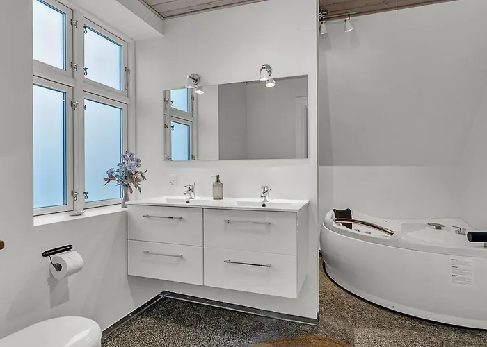 Hanni - 600m From The Sea By Interhome *